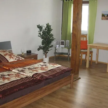 Ferienhof Jehmichen * Saalfeld Saale